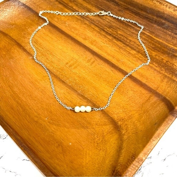 Silver Link Chain Delicate Seed Pearl Necklace - Picture 2 of 8